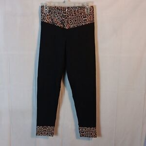 Tissini Animal Print Leggings